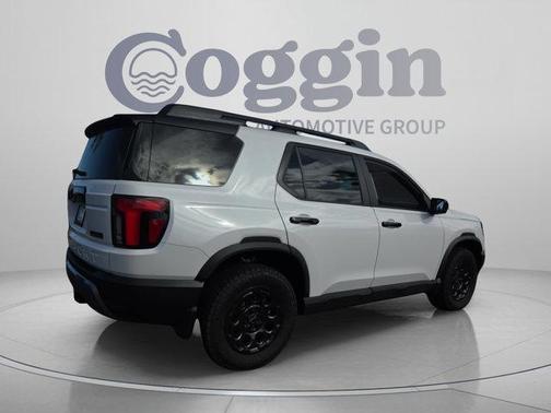 Platinum White Pearl 2026 Honda Passport TrailSport Blackout