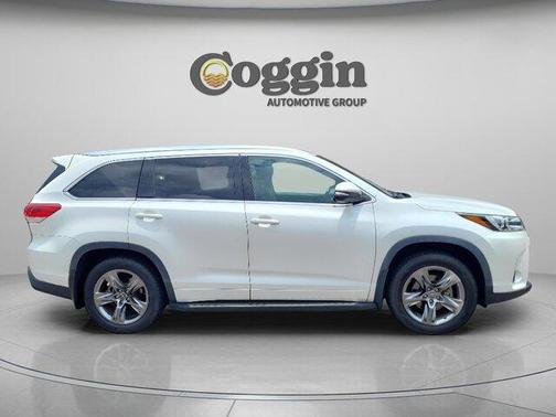 Blizzard Pearl 2019 Toyota Highlander Limited
