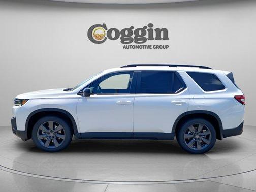 Platinum White Pearl 2026 Honda Pilot Sport