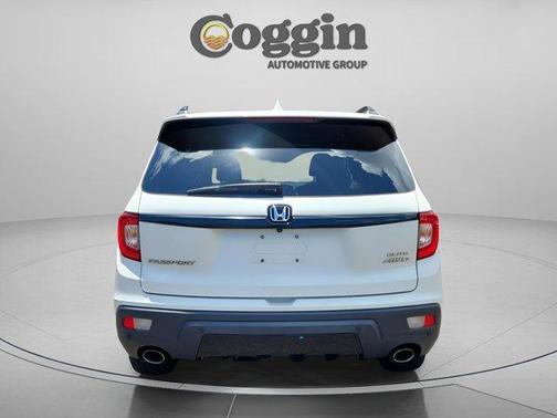 White Diamond Pearl 2019 Honda Passport Elite