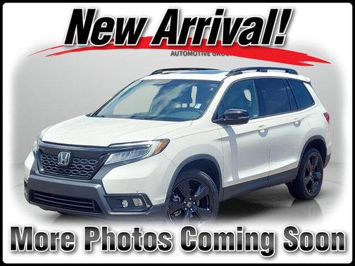 White Diamond Pearl 2019 Honda Passport Elite