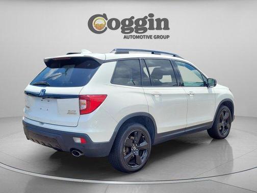 White Diamond Pearl 2019 Honda Passport Elite