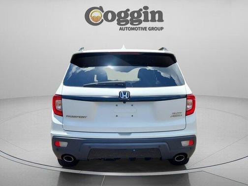 White Diamond Pearl 2019 Honda Passport Elite