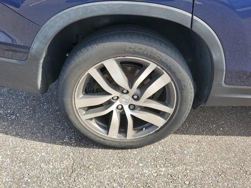 Photo 5 of 16 of 2016 Honda Pilot Touring