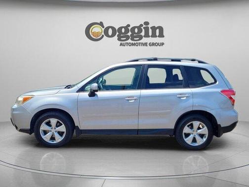 Ice Silver Metallic 2015 Subaru Forester 2.5i Premium