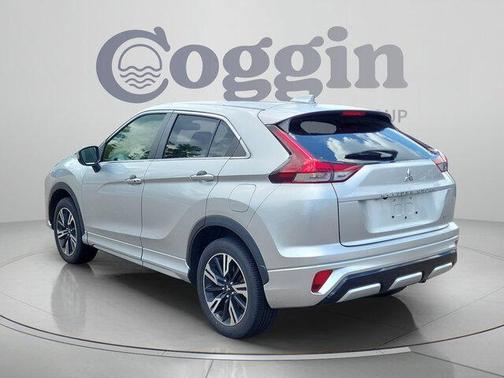 Mercury Gray Metallic 2024 Mitsubishi Eclipse Cross SE