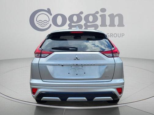 Mercury Gray Metallic 2024 Mitsubishi Eclipse Cross SE