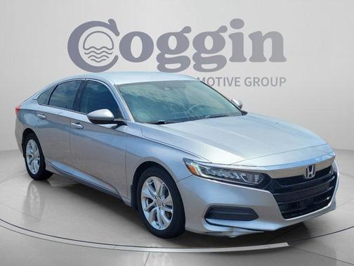 Lunar Silver Metallic 2019 Honda Accord LX