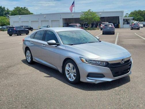 Lunar Silver Metallic 2019 Honda Accord LX