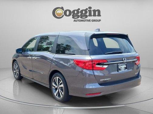 Modern Steel Metallic 2024 Honda Odyssey Touring