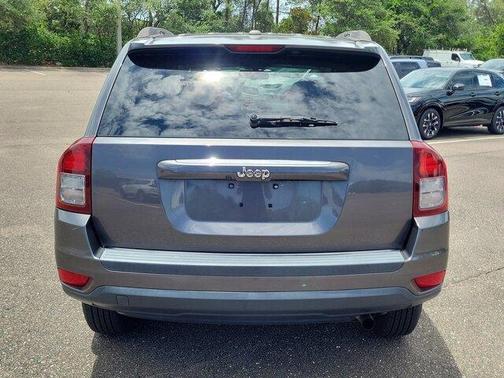 Granite Crystal Clearcoat Metallic 2016 Jeep Compass Sport