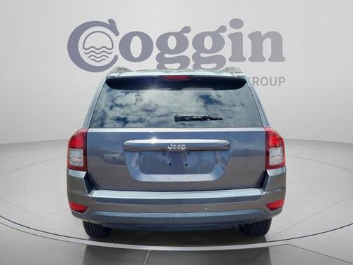 Granite Crystal Clearcoat Metallic 2016 Jeep Compass Sport