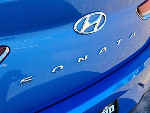 2018 Hyundai SONATA SEL