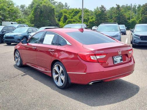 Radiant Red Metallic 2018 Honda Accord Touring