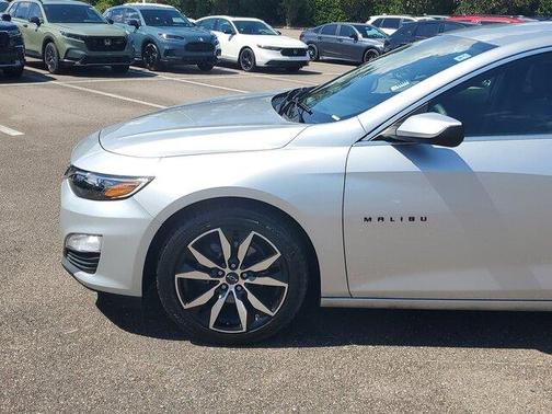 2021 Chevrolet Malibu RS