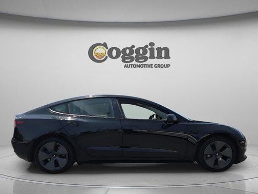 Black 2023 Tesla Model 3 Base