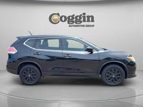 Magnetic Black 2016 Nissan Rogue S