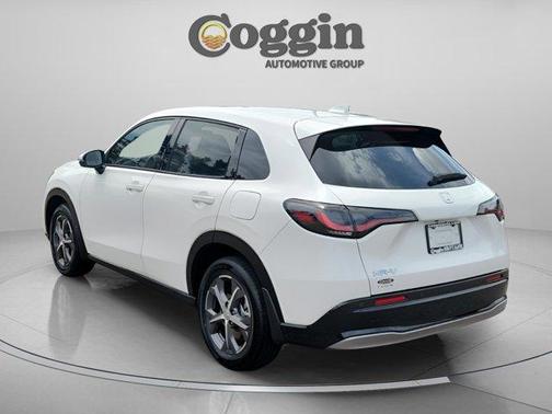 Lunar Silver Metallic 2024 Honda HR-V EX-L