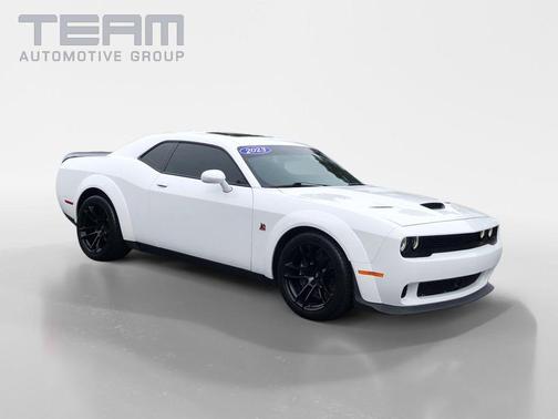 Sinamon Stick 2023 Dodge Challenger R/T Scat Pack Widebody