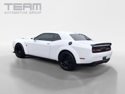 Sinamon Stick 2023 Dodge Challenger R/T Scat Pack Widebody