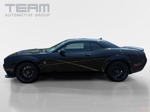 Pitch Black Clearcoat 2020 Dodge Challenger R/T Scat Pack Widebody