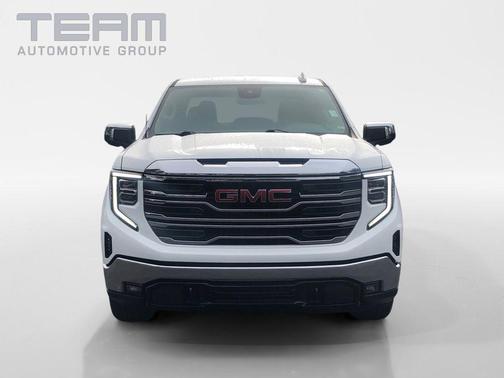 Summit White 2025 GMC Sierra 1500 SLT