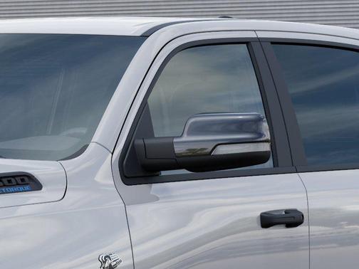 Bright White Clearcoat 2026 RAM 1500 Big Horn/Lone Star