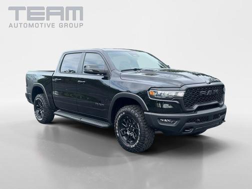 Diamond Black Crystal Pearlcoat 2026 RAM 1500 Rebel