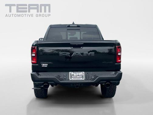 Diamond Black Crystal Pearlcoat 2026 RAM 1500 Rebel