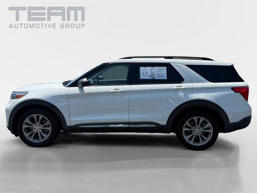 Star White Metallic Tri-Coat 2021 Ford Explorer XLT