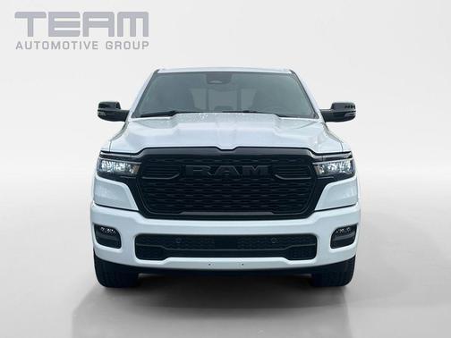 Bright White Clearcoat 2026 RAM 1500 Big Horn/Lone Star