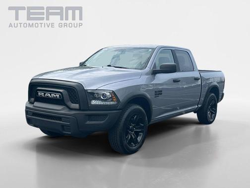 Billet Silver Metallic Clearcoat 2024 RAM 1500 Classic Warlock Crew Cab 4x2 5'7' Box