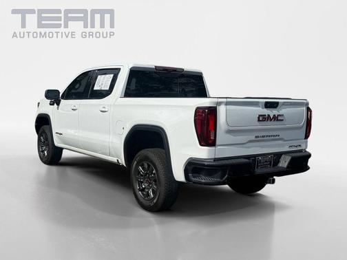 Summit White 2024 GMC Sierra 1500 AT4X