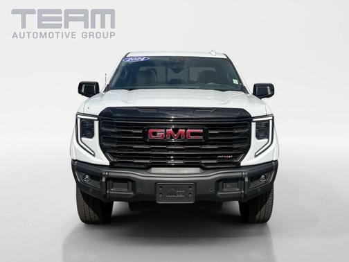 Summit White 2024 GMC Sierra 1500 AT4X