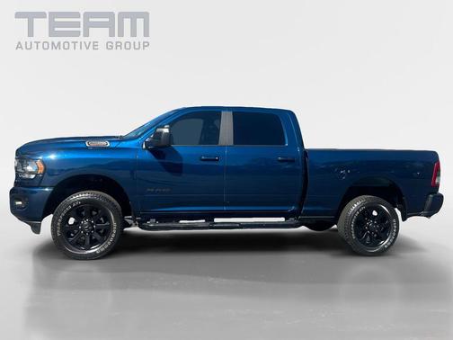 Patriot Blue Pearlcoat 2024 RAM 2500 Big Horn Crew Cab 4x4 6'4' Box