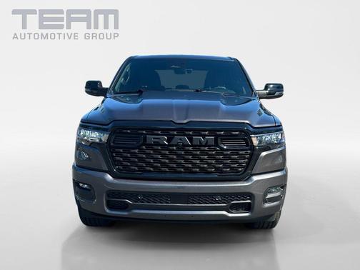 Granite Crystal Metallic Clearcoat 2026 RAM 1500 Big Horn/Lone Star