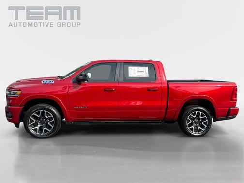 Molten Red Pearlcoat 2026 RAM 1500 Laramie
