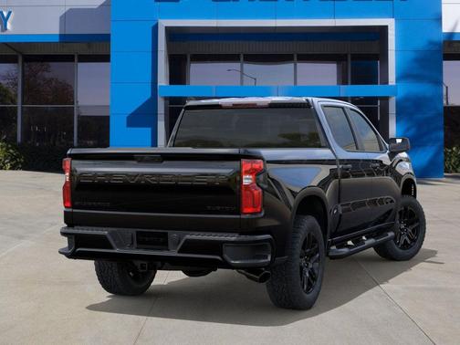 2025 Chevrolet Silverado 1500 Custom