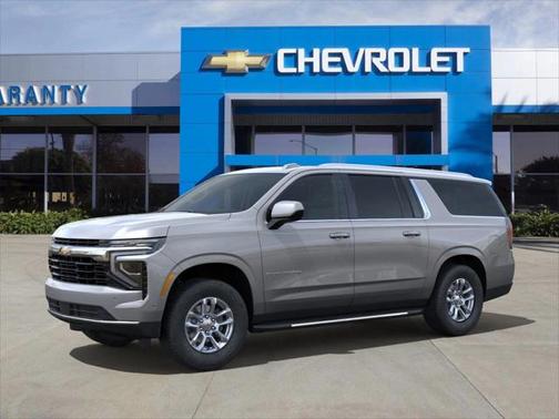2025 Chevrolet Suburban LS