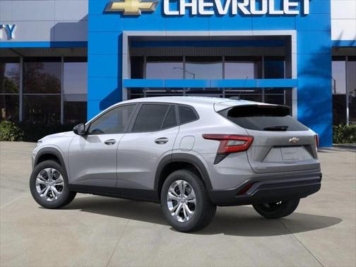 2025 Chevrolet Trax LS