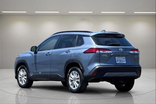 Celestite 2022 Toyota Corolla Cross LE