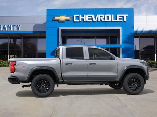 Sterling Gray Metallic 2026 Chevrolet Colorado Trail Boss