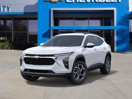 Summit White 2026 Chevrolet Trax LT