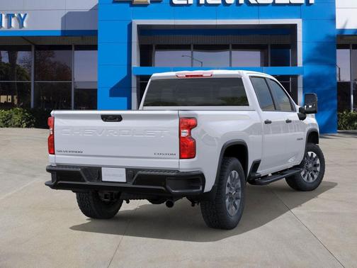 2026 Chevrolet Silverado 2500 Custom