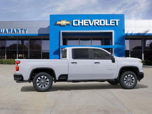 2026 Chevrolet Silverado 2500 Custom