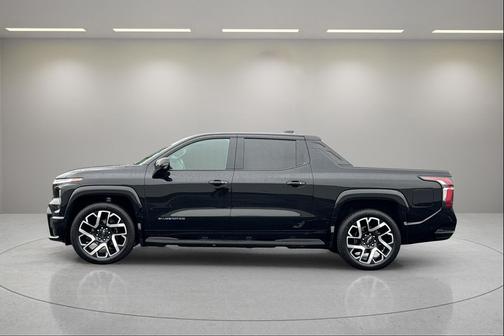 2024 Chevrolet Silverado EV First-Edition RST 4WD