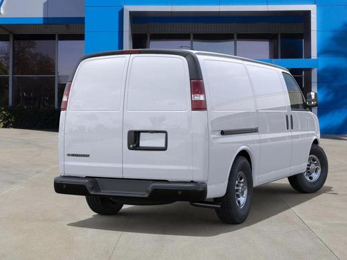 2026 Chevrolet Express 3500 3500 Regular Wheelbase, WT, RWD