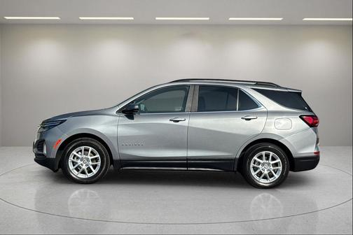 Sterling Gray Metallic 2024 Chevrolet Equinox 1LT