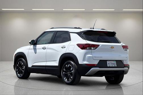 Summit White 2023 Chevrolet Trailblazer LT