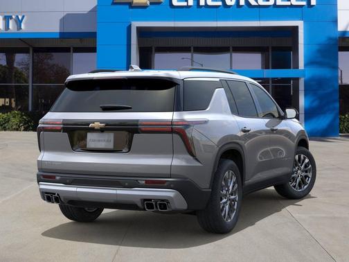 Sterling Gray Metallic 2026 Chevrolet Traverse LT
